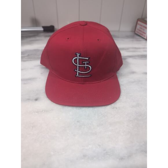 St. Louis Cardinals Red Snapback Cap, Small Size MLB Baseball Hat, Team Logo - Picture 1 of 7